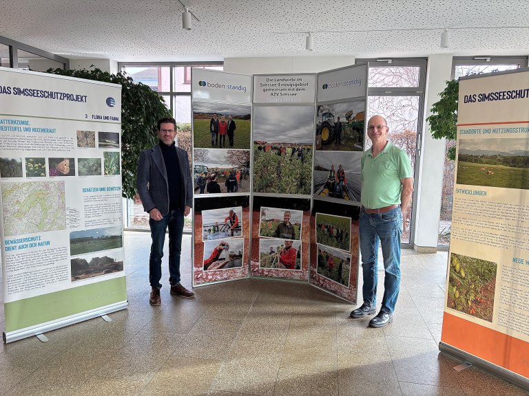 Ausstellung des Abwasserzweckverbands Simssee im Rathaus